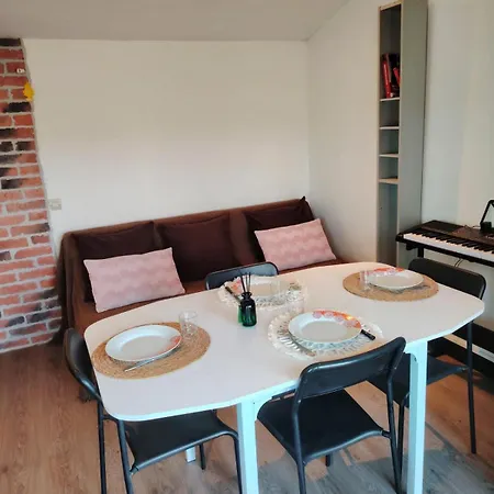 Casa vacanze Charmante Petite Maison Terrasse Vue Sur L'allier *